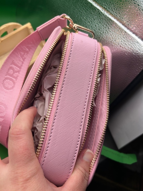 🐣 Valentino Orlandi Pink Studded Crossbody Camera Bag - Picture 7 of 7